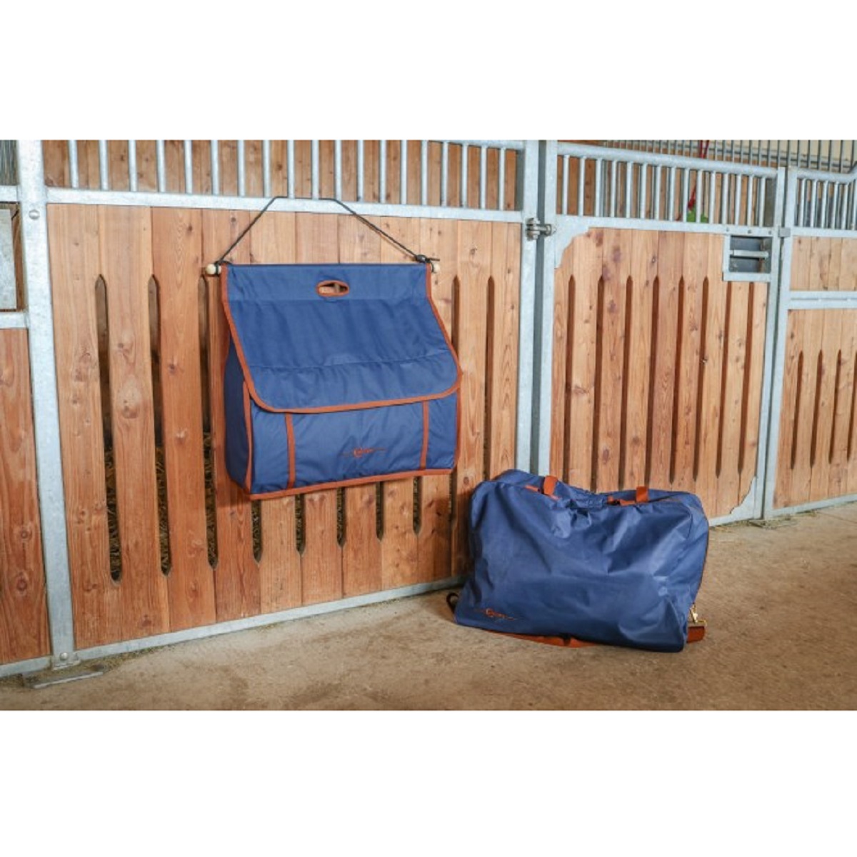 NEVRY Pferdeanhänger Organizer – Pferdepflegetasche zur